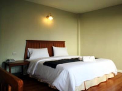 Sri Chumphon Hotel מראה חיצוני תמונה